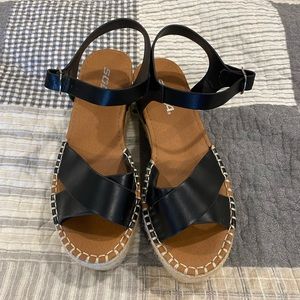 Soda Sandals